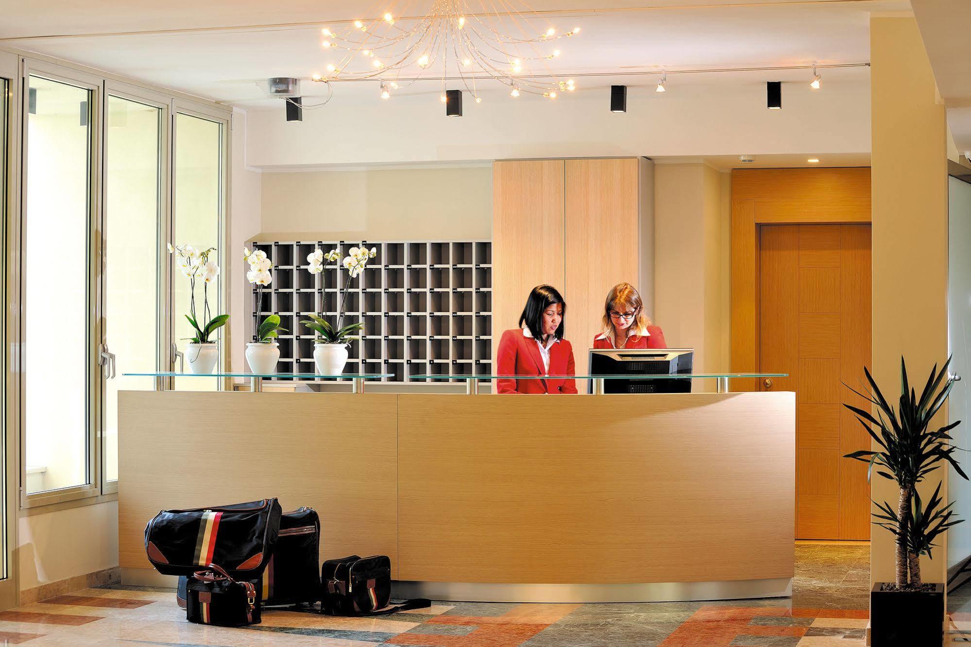 Hotel Residence Zodiaco Modena Dış mekan fotoğraf