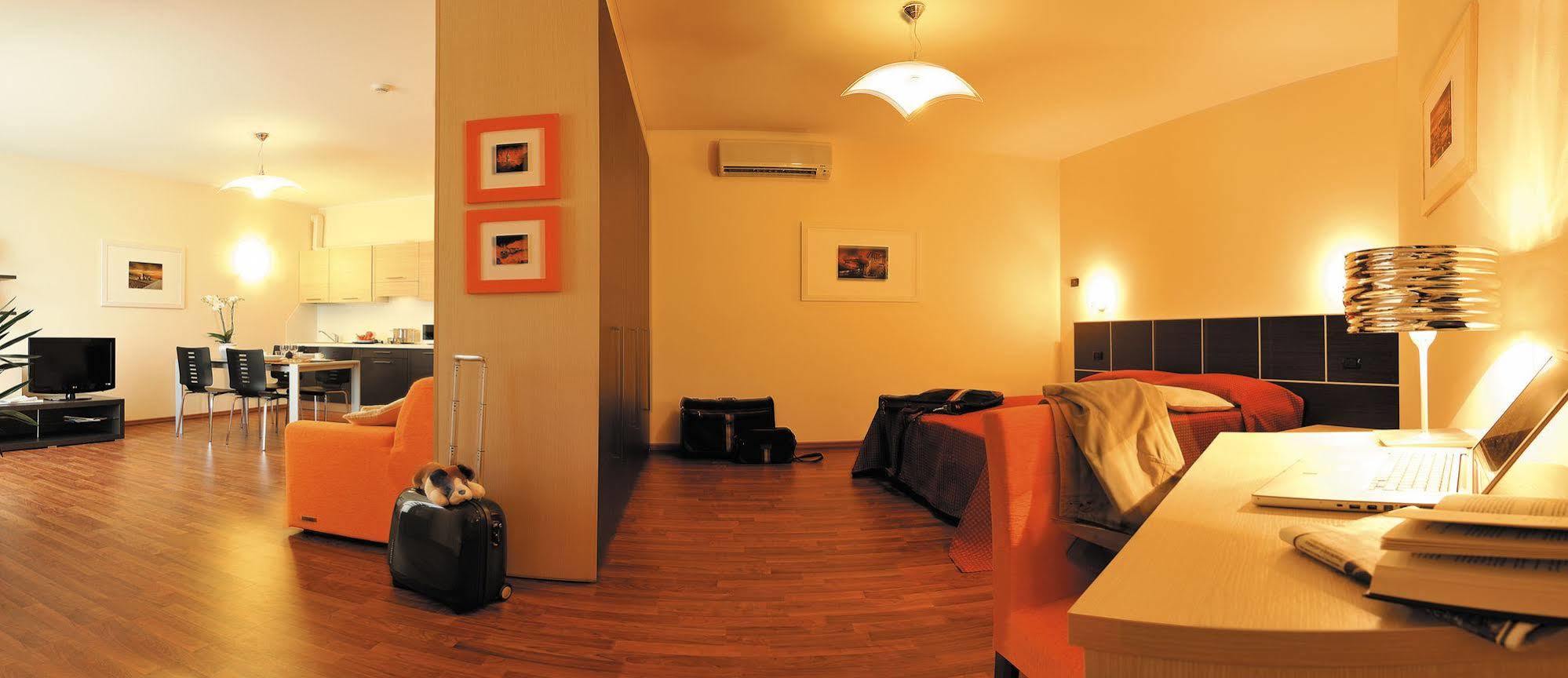 Hotel Residence Zodiaco Modena Dış mekan fotoğraf